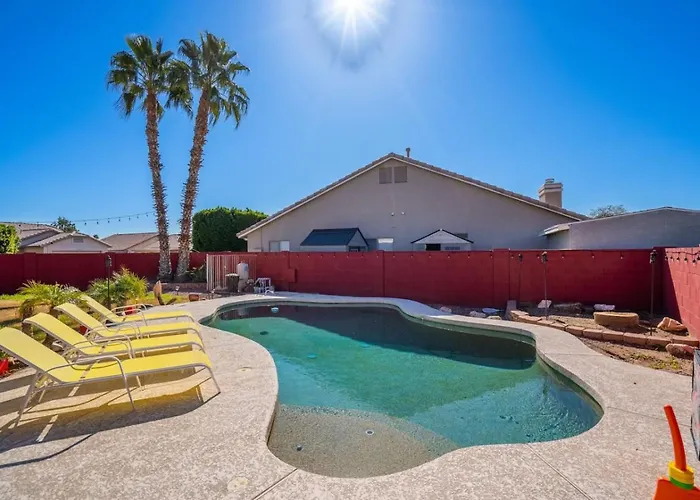 W Pool & Games Holiday home *